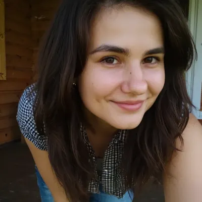 Полина